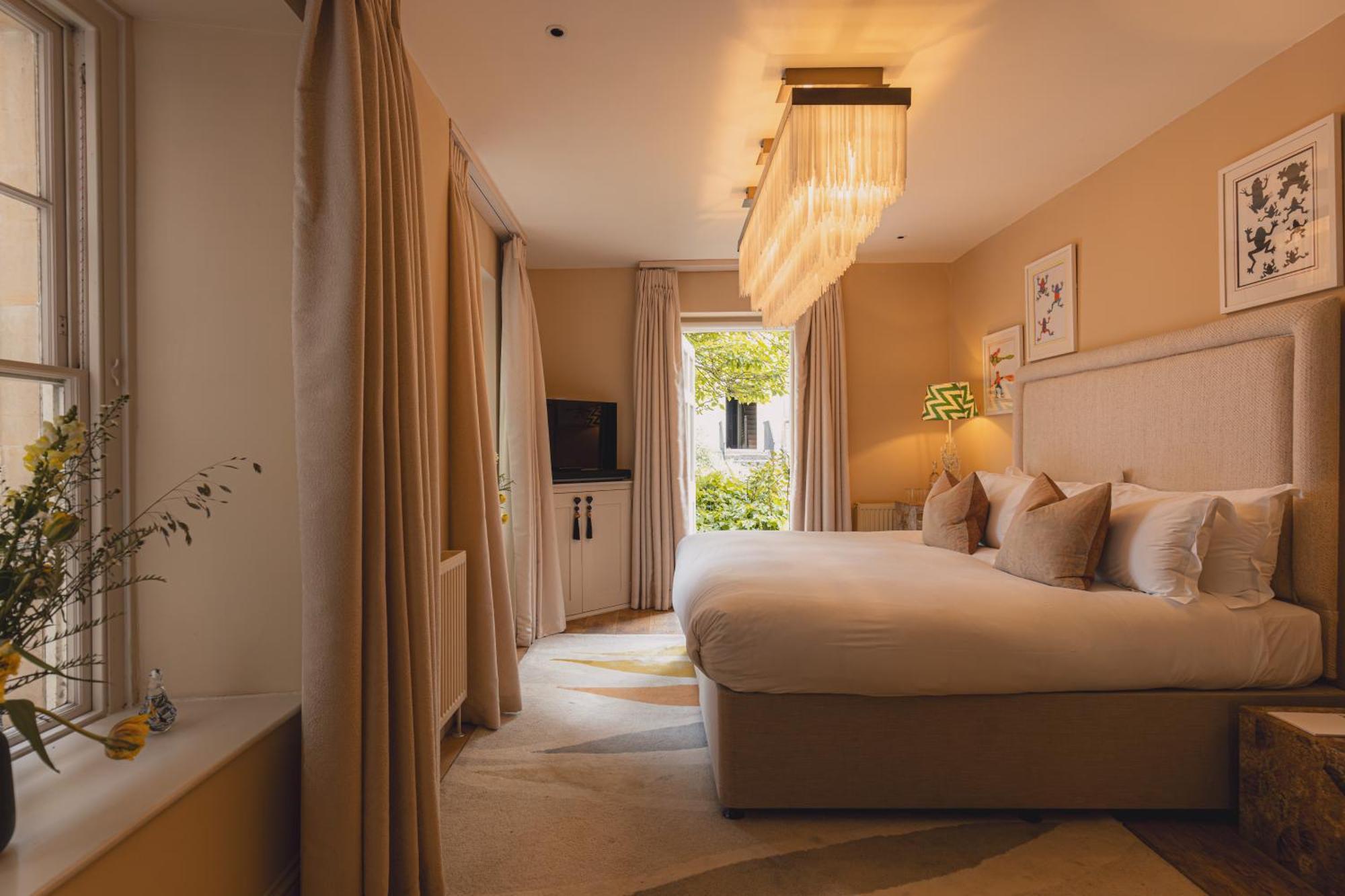 No 15 By Guesthouse, Bath Kültér fotó A room at The Ivy Collection